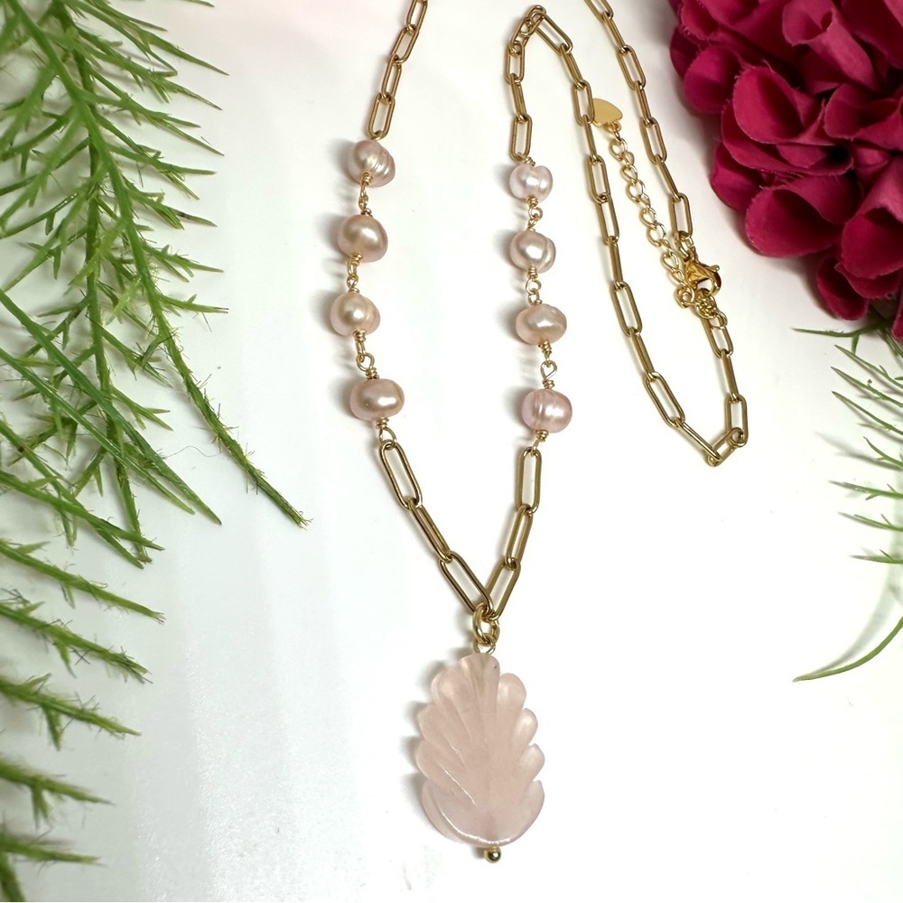 NEW⚜️Rose Quartz & Freshwater Pearl Hand Linked Necklace - Picture 5 of 9